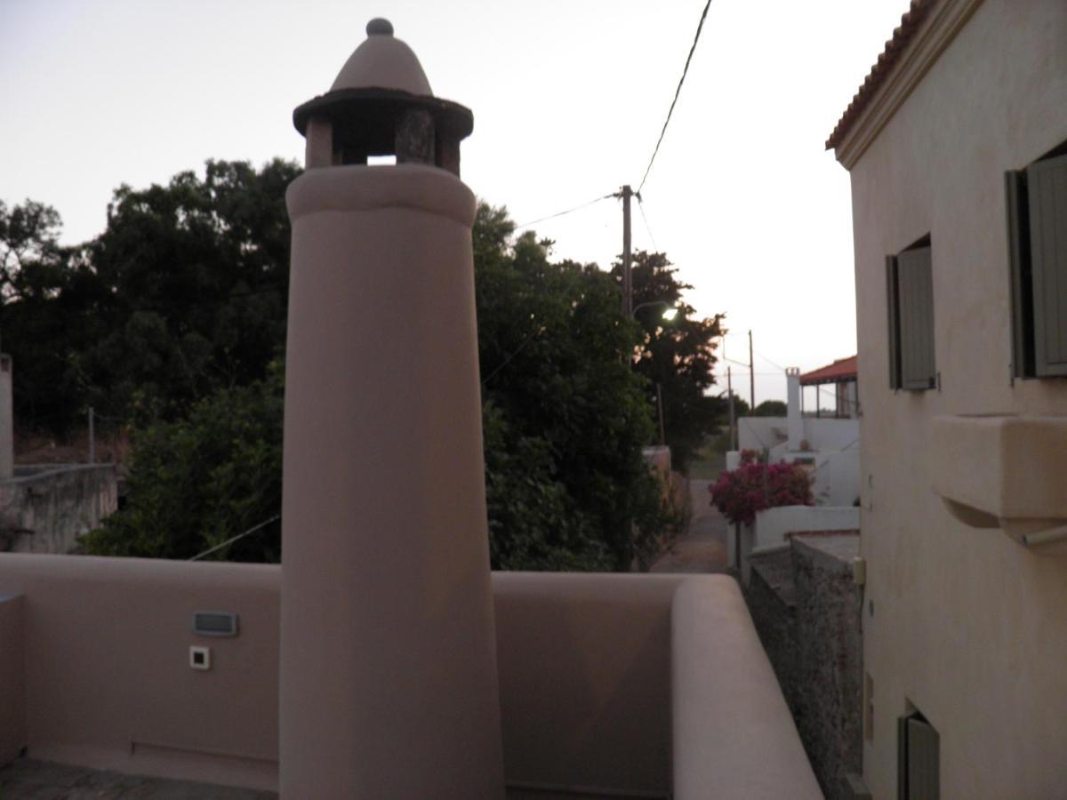 Kytherian Traditional Home Frillingiánika Exterior photo